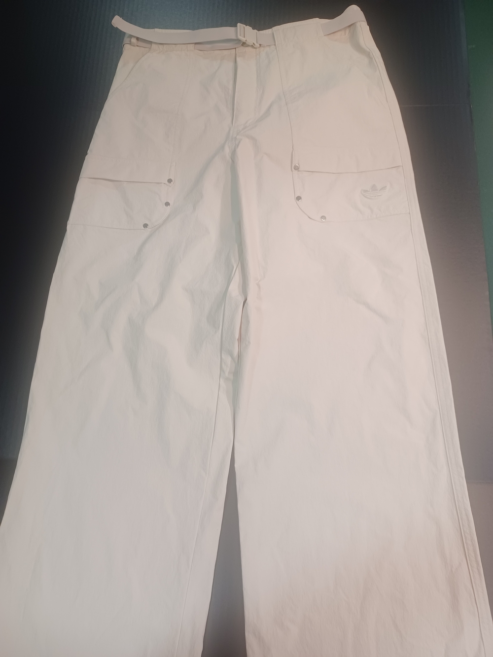 adidas Women's Cream Cargo Pants with Belted Waist Size 4 - Picture 1 of 8